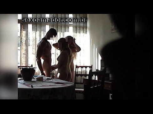 ❤️ Os amigos sexuais invitan a un home xigante e a un trío con el Porno duro a nós gl.vlad-massage-salon.ru ﹏